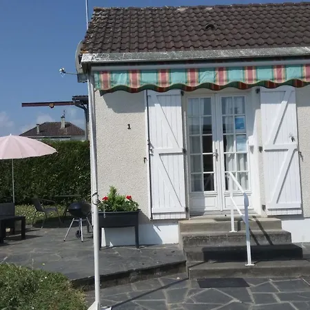 Les Lussacois Prázdninový dům Lussac-les-Châteaux