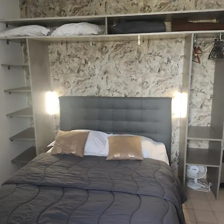 Les Lussacois Tatil Evi